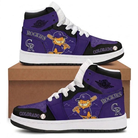 Sneakers with Garfield playing b 202608041008 27 64e6f1fa 3f5b 462e 97d2 aa63f722676b