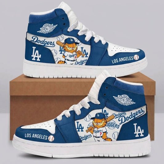 Sneakers with Garfield playing b 202608041008 6 4e256621 4f1c 4a5e b676 e3a348ac866d