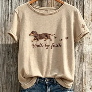 Women's Walk by Faith Walking Dachshund Dog Print short-sleeved T-shirt